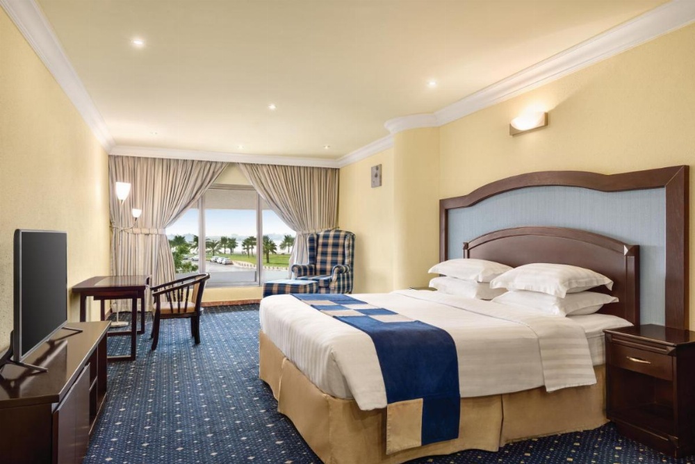 Room image 4